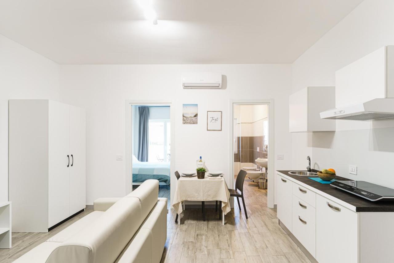Aparthotel Le Marine Bisceglie Exteriér fotografie