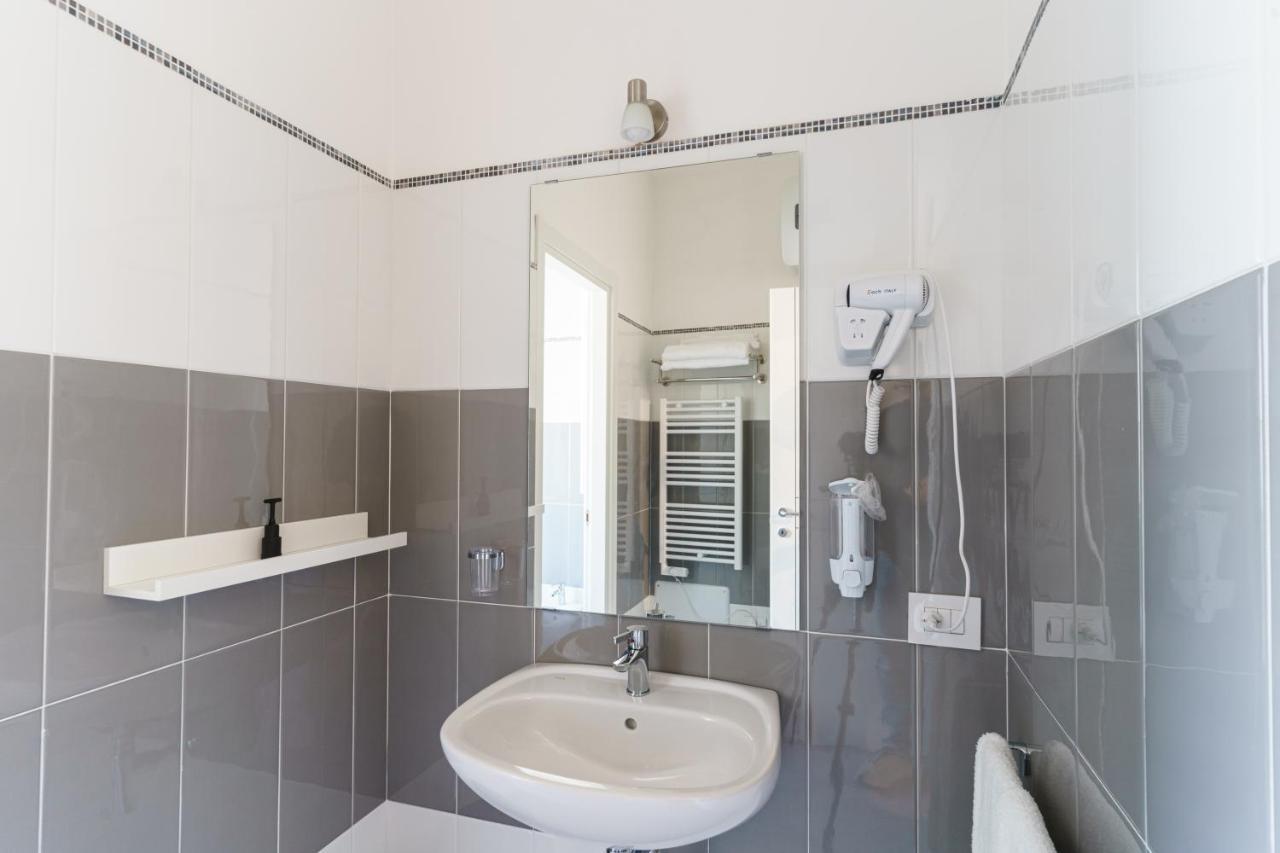 Aparthotel Le Marine Bisceglie Exteriér fotografie